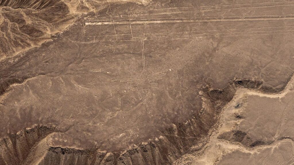 Lineas de Nazca Colibri get in peru agencia de viajes