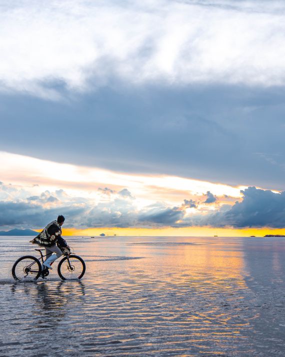uyuni salt flats full day tour get in peru