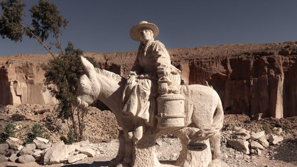 monumento de sillar get in peru 2