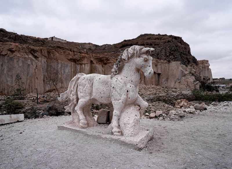 canteras del sillar tour caballo get in peru
