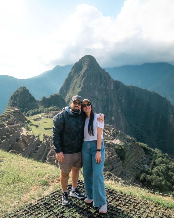 machu picchu tour del atardecer get in peru