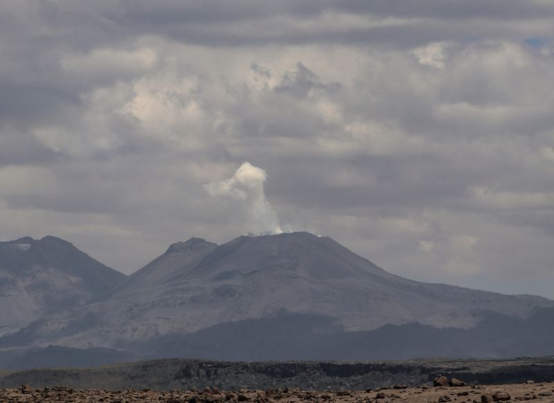 Vista del paisaje volcánico durante el Volcán Misti Trek 2 Días